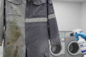 Cómo restaurar la impermeabilidad de vestuario expuesto a productos químicos de forma efectiva